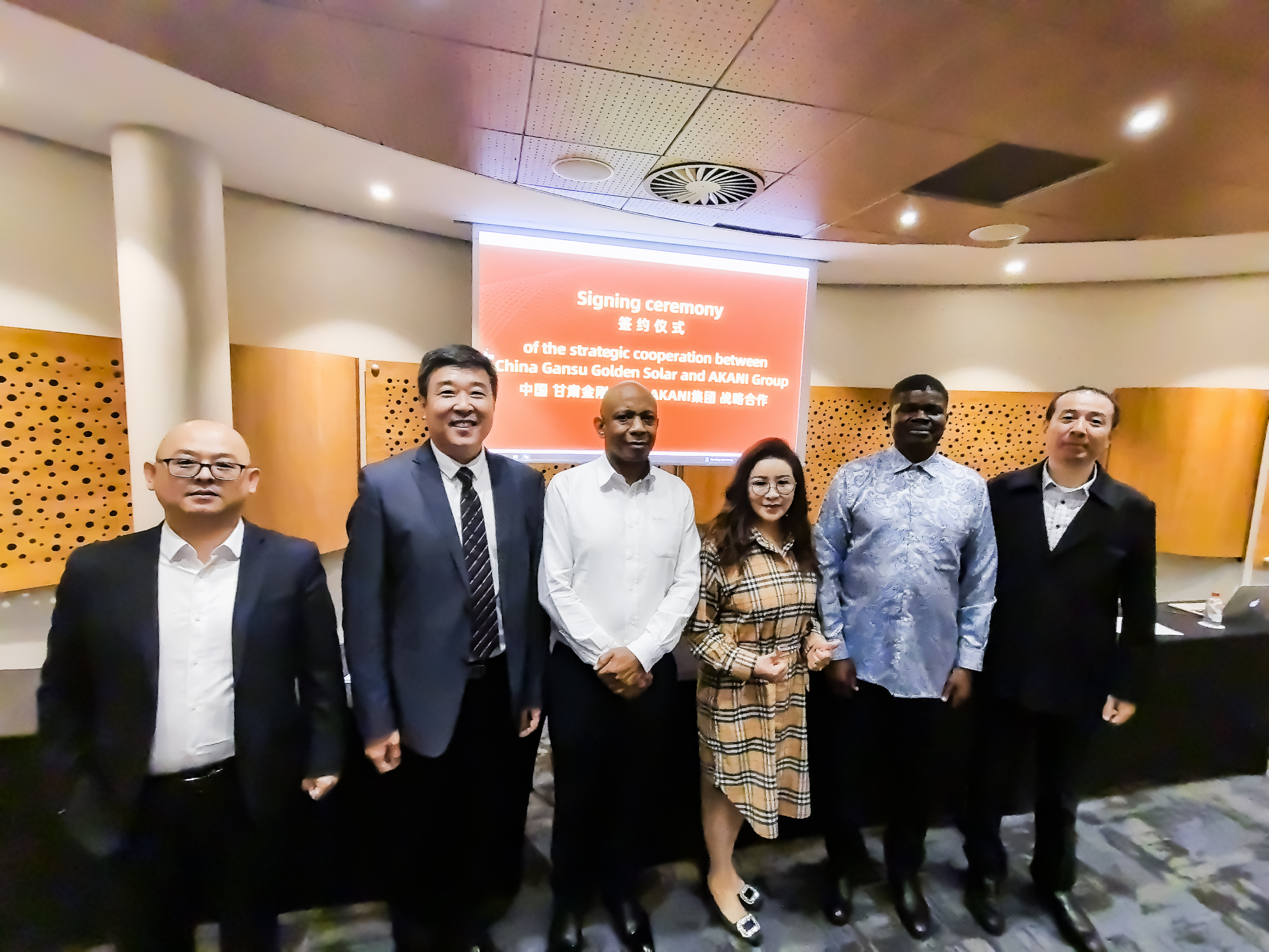 �����ٷ����Я��AKANI�����������������������з����ܺ����±��